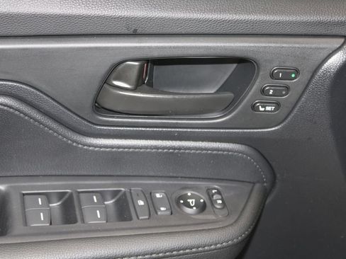 Certified 2026 Honda Odyssey EX-L image 5