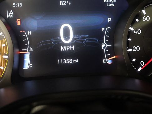 Used 2024 Jeep Compass Trailhawk AWD/4WD image 35
