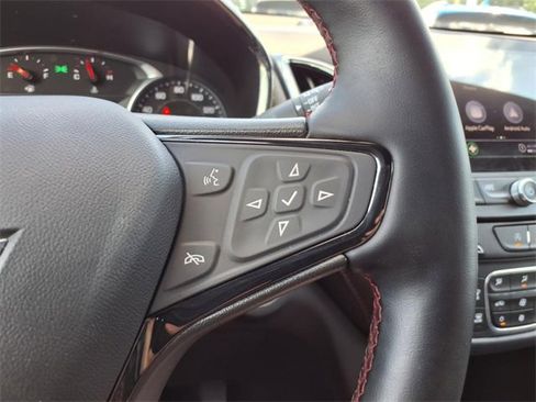 Used 2023 Chevrolet Equinox RS image 19