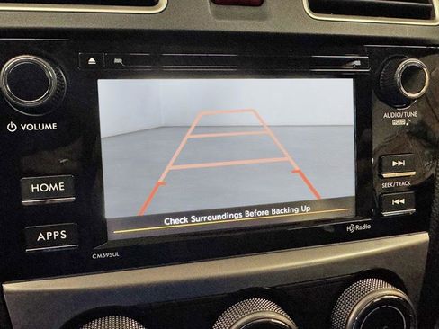 Used 2017 Subaru Crosstrek 2.0i Premium AWD/4WD image 17