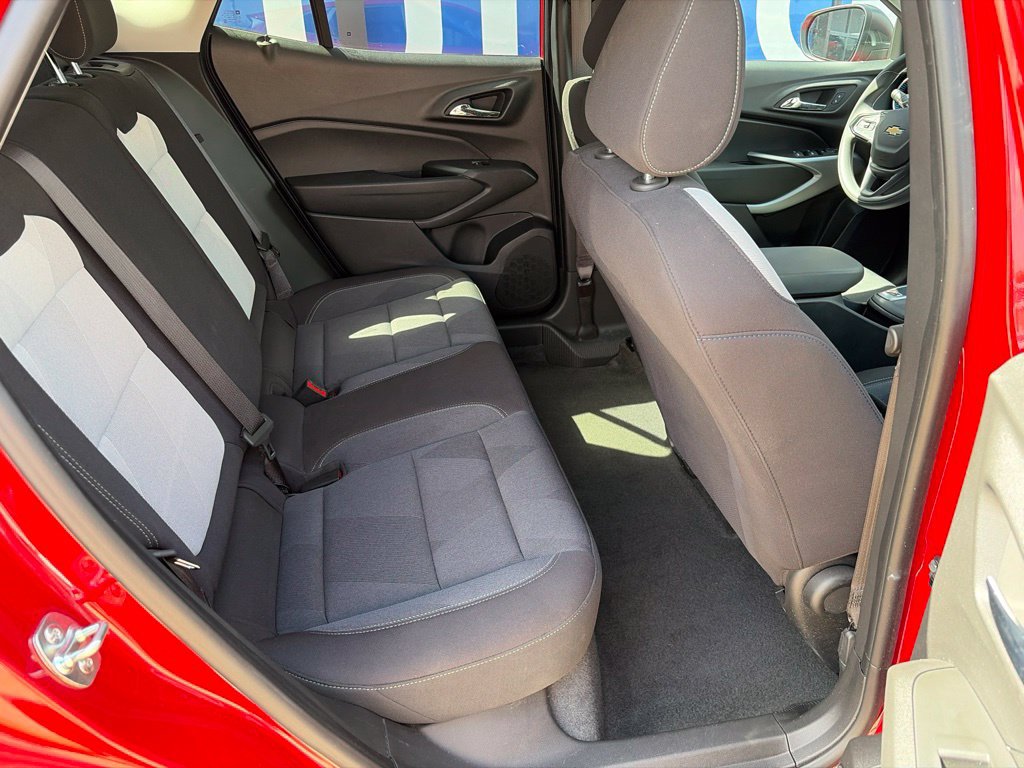 Used 2026 Chevrolet Trax LS FWD image 14
