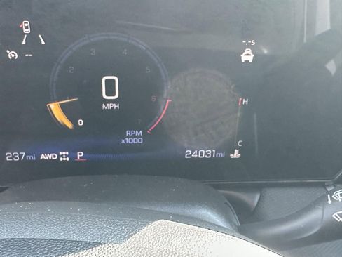 Used 2025 Chevrolet TrailBlazer LT image 28