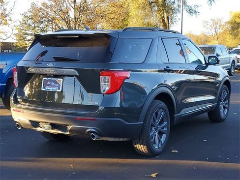Certified 2023 Ford Explorer XLT w/ Equipment Group 202A image 4
