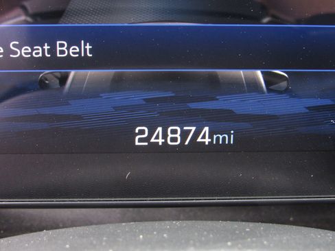 Used 2025 Chevrolet Equinox LT AWD/4WD image 25