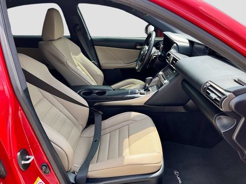 Used 2019 Lexus IS 350 F Sport w/ F Sport Package RWD image 29