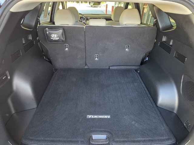 Used 2023 Hyundai Tucson Limited AWD/4WD image 13