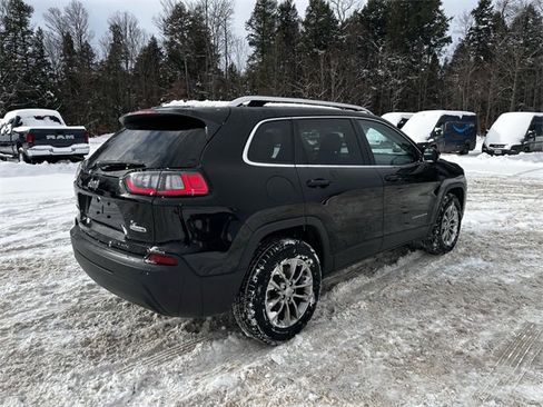 Used 2021 Jeep Cherokee Latitude Plus image 5
