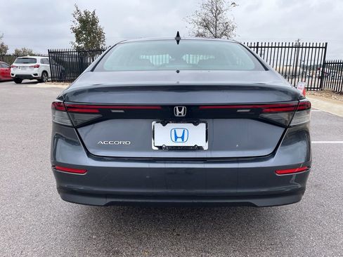 Used 2023 Honda Accord EX image 5