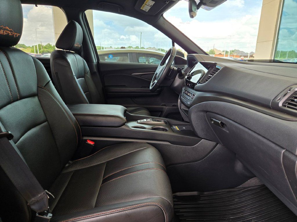 Used 2024 Honda Passport TrailSport image 25