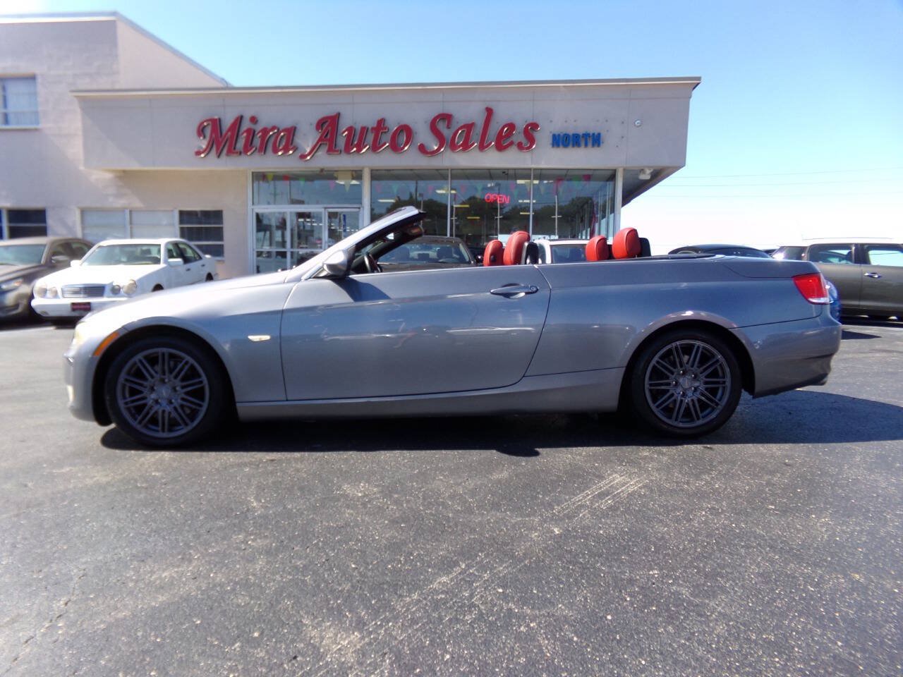 Used 2009 BMW 328i Convertible w/ Premium Pkg RWD image 2