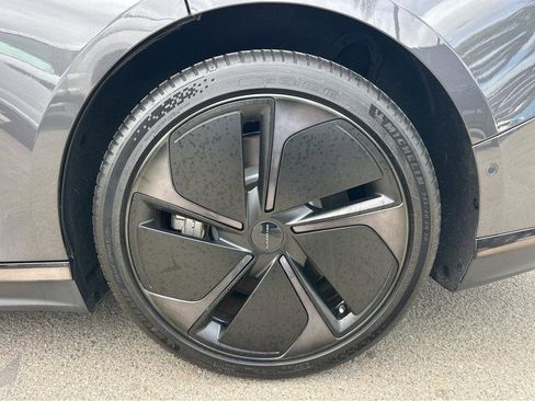 Used 2024 Lucid Air Pure RWD image 14