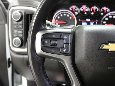 Used 2022 Chevrolet Silverado 2500 LTZ w/ LTZ Plus Package image 11