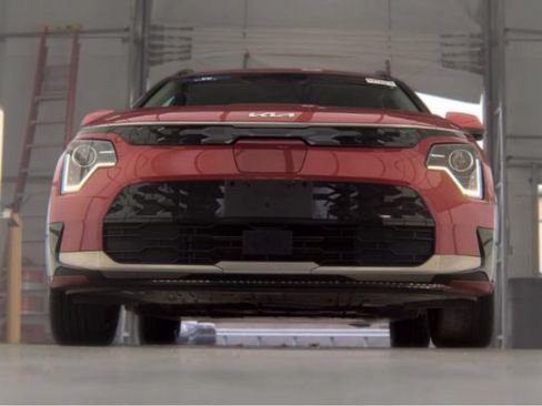 Used 2023 Kia Niro Wind FWD image 3