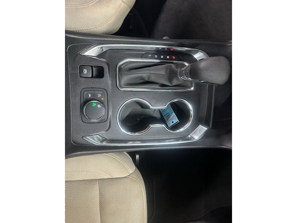 Certified 2023 Chevrolet Traverse LS w/ Midnight/Sport Edition FWD image 31