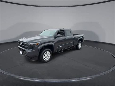 Certified 2025 Toyota Tacoma SR5 image 3