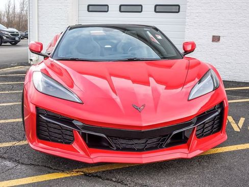 Used 2025 Chevrolet Corvette Z06 w/ Battery Protection Package image 9