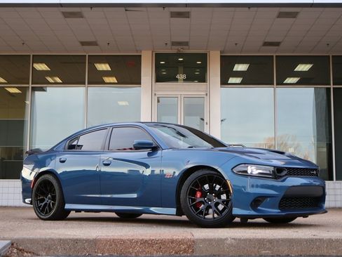 Used 2020 Dodge Charger Scat Pack image 2