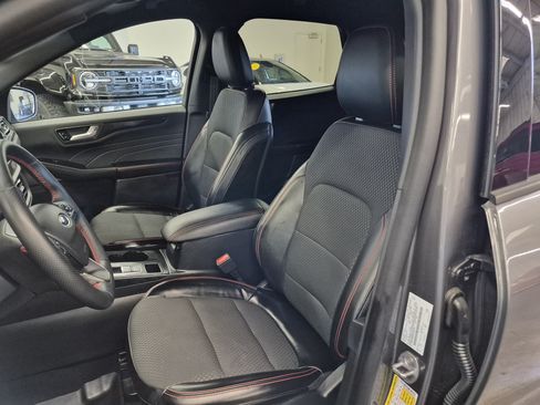 Used 2023 Ford Escape ST-Line w/ Equipment Group 301A FWD image 12