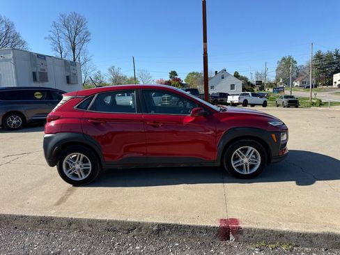Used 2021 Hyundai Kona SE image 5