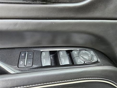 Used 2023 Cadillac Escalade ESV Sport Platinum image 20