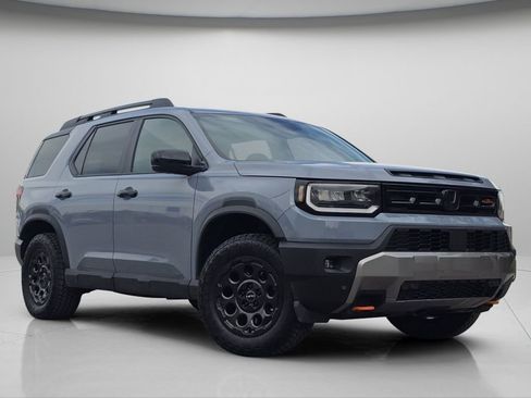 Certified 2026 Honda Passport TrailSport image 2