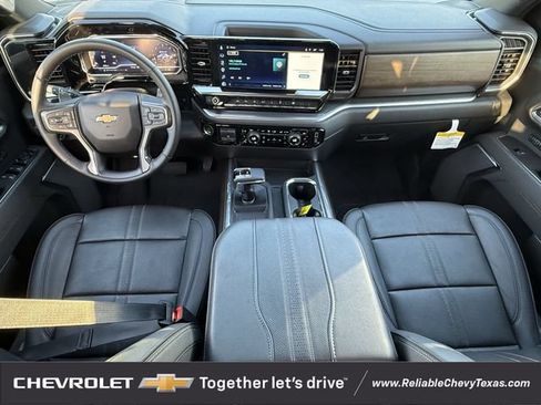 Used 2025 Chevrolet Silverado 1500 High Country w/ High Country Premium Package AWD/4WD image 12