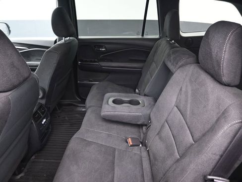 Used 2022 Honda Pilot Sport image 25