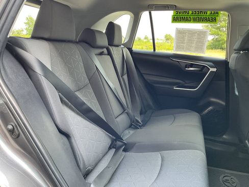 Used 2022 Toyota RAV4 XLE w/ Convenience Package AWD/4WD image 45