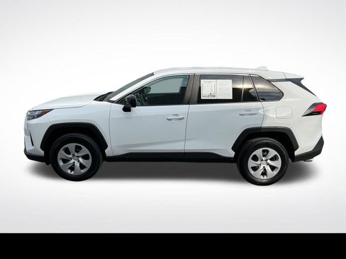 Used 2023 Toyota RAV4 LE AWD/4WD image 2
