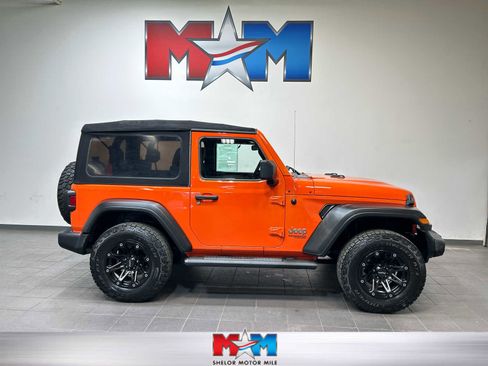 Used 2019 Jeep Wrangler Sport AWD/4WD image 1