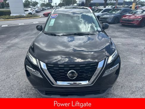 Used 2021 Nissan Rogue SV w/ Premium Package FWD image 5