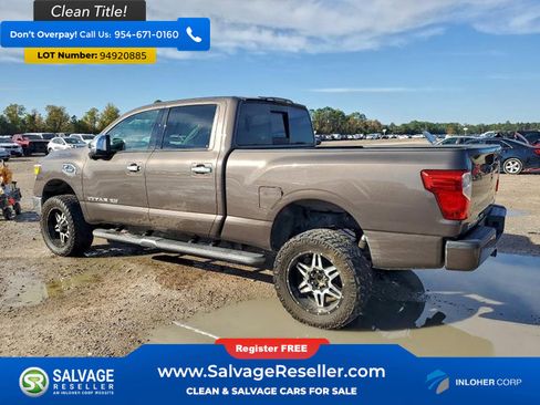 Used 2016 Nissan Titan SL image 3
