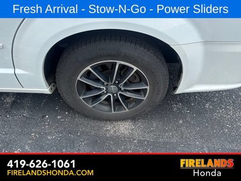 Used 2017 Dodge Grand Caravan GT FWD image 15
