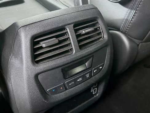 Used 2021 Honda Pilot EX-L image 33
