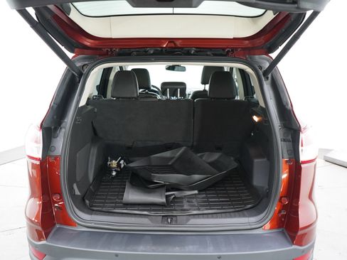 Used 2015 Ford Escape Titanium w/ Equipment Group 301A AWD/4WD image 16