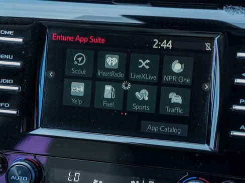 Used 2018 Toyota Camry L image 16