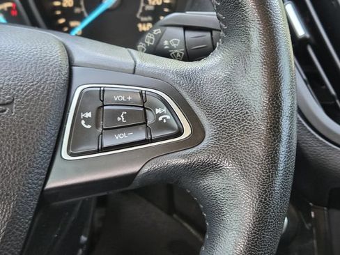 Used 2019 Ford Escape Titanium FWD image 29