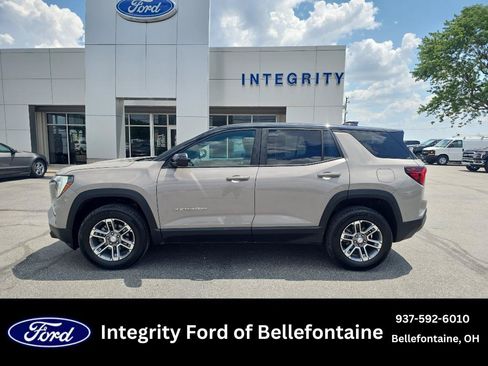Used 2025 GMC Terrain Elevation AWD/4WD image 1
