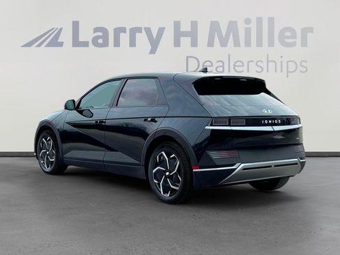 New 2024 Hyundai Ioniq 5 SEL image 5