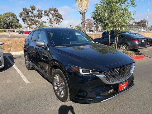Used 2024 MAZDA CX-5 Signature AWD/4WD image 5