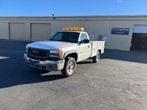 Used 2006 GMC Sierra 2500 W/T image 3