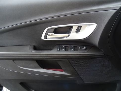 Used 2013 Chevrolet Equinox LS image 17