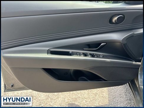 New 2026 Hyundai Elantra SEL Sport FWD image 16