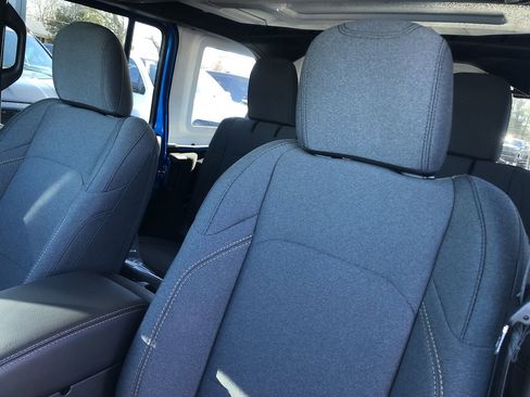 New 2026 Jeep Wrangler Sahara w/ Technology Group image 21