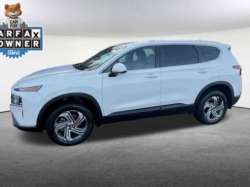 Used 2023 Hyundai Santa Fe SE image 5