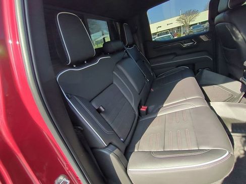 Used 2024 GMC Sierra 1500 AT4X image 38