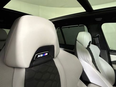 Used 2022 BMW X5 M Base w/ Competition Package image 38