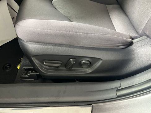 Used 2023 Toyota Camry LE image 13