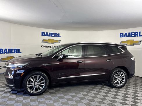 Used 2022 Buick Enclave Avenir w/ Avenir Technology Package image 2