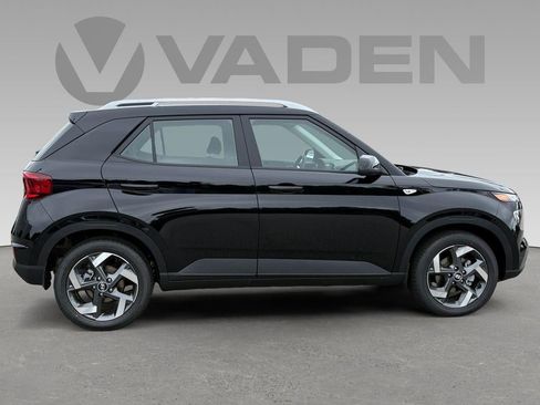 New 2026 Hyundai Venue SEL FWD image 67